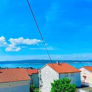 Avis Apartment Selce